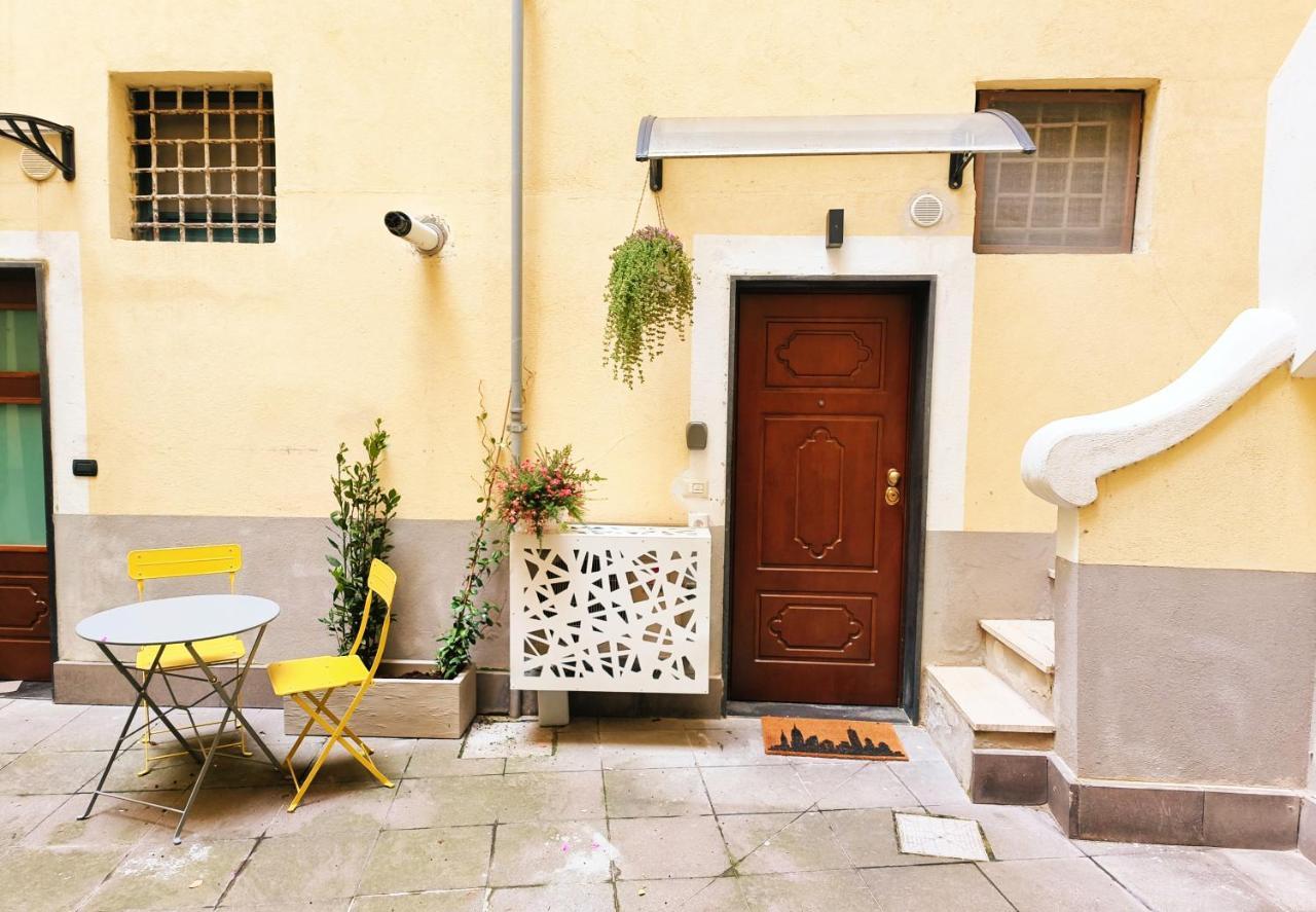 In Urbs Lägenhet Salerno Exteriör bild